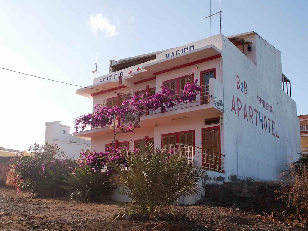 Aparthotel Edificio Magico Tarrafal  Esterno foto