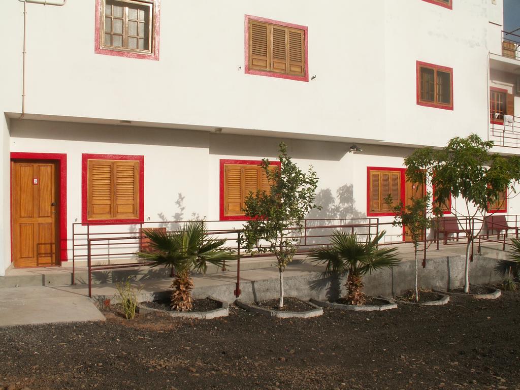 Aparthotel Edificio Magico Tarrafal  Esterno foto